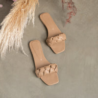 FAYT X CLAUDIA SETYOHADI Dahlia Dalgona